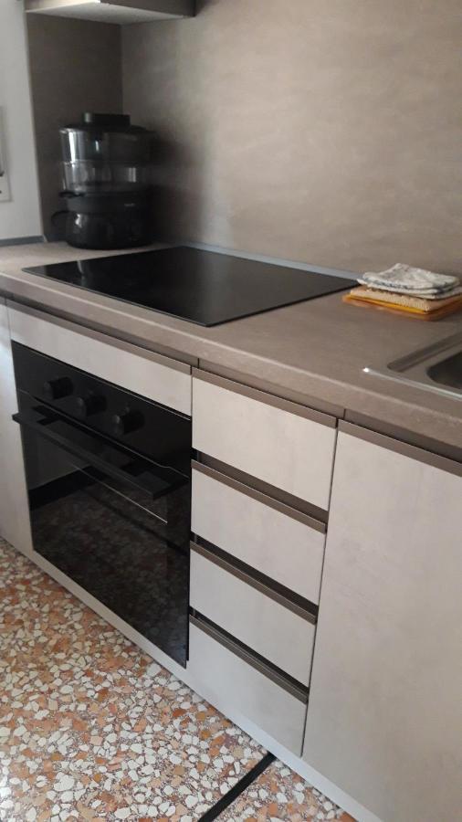 A Casa Di Anna Apartment Finale Ligure Ngoại thất bức ảnh
